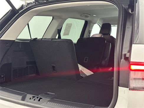 New 2026 Lincoln Aviator AWD image 8