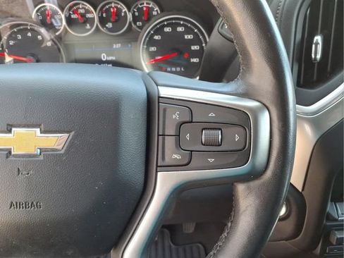 Used 2020 Chevrolet Silverado 1500 LTZ AWD/4WD image 17