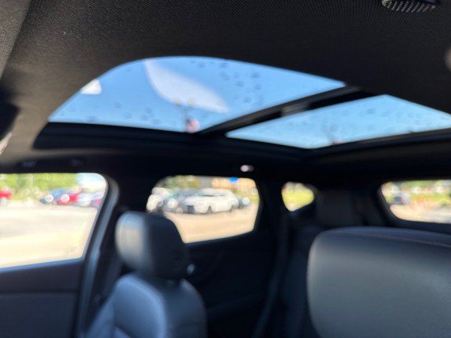 Used 2020 Chevrolet Blazer RS FWD image 24