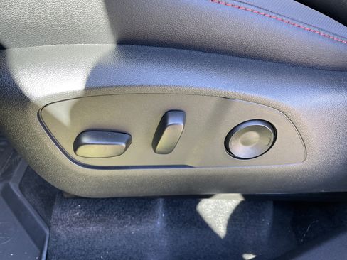 New 2026 Chevrolet Traverse Z71 w/ Enhanced Driving Package image 10