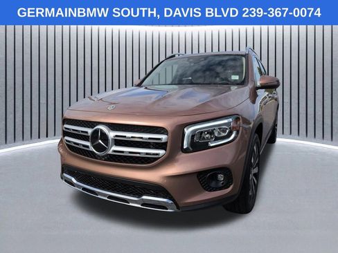 Used 2023 Mercedes-Benz GLB 250 image 9