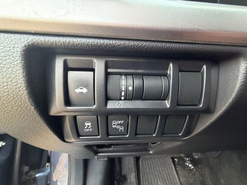 Used 2015 Subaru Legacy 2.5i Limited image 24