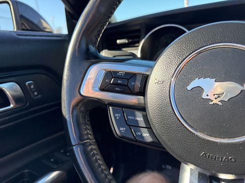 Used 2022 Ford Mustang Premium image 14