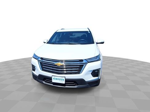 Certified 2023 Chevrolet Traverse LT FWD image 3