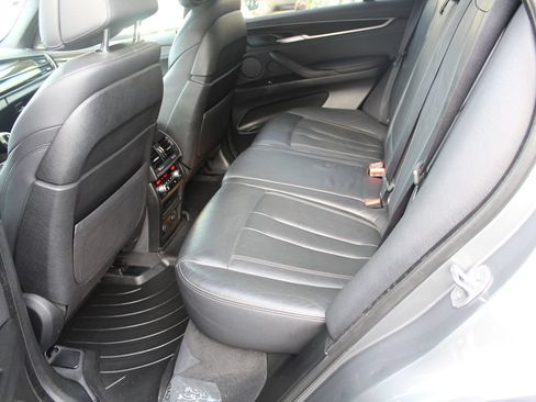 Used 2017 BMW X5 xDrive40e AWD/4WD image 19