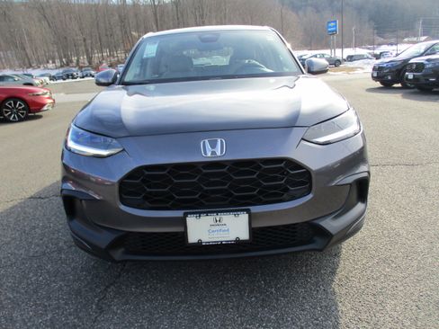 Certified 2023 Honda HR-V LX image 2