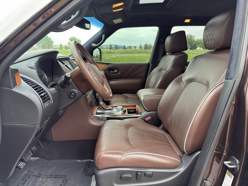 Used 2017 INFINITI QX80 Limited w/ All Season Package image 17