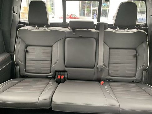 Used 2023 GMC Sierra 1500 AT4X w/ AT4X AEV Edition AWD/4WD image 32