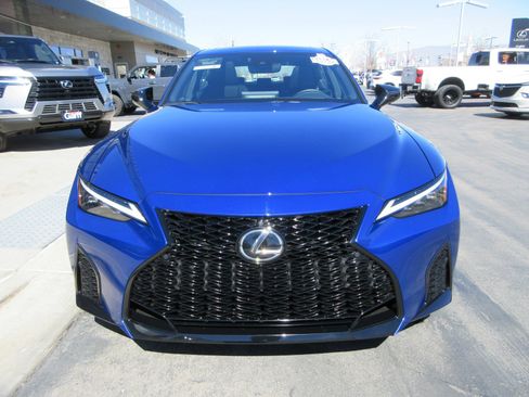 Used 2025 Lexus IS 350 F Sport w/ Navigation Package image 15