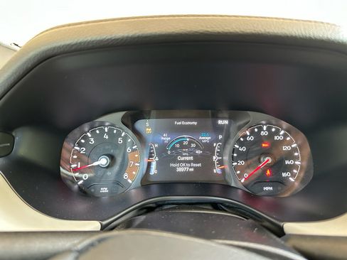 Used 2025 Jeep Compass Limited AWD/4WD image 19