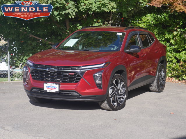 Used 2025 Chevrolet Trax RS w/ Driver Confidence Package FWD image 1