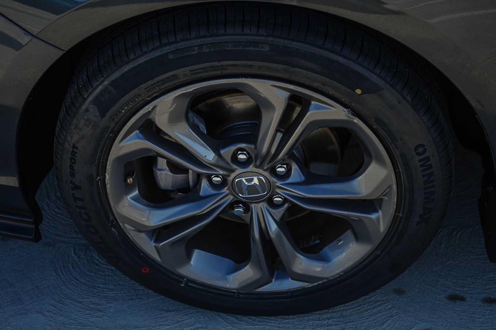 Used 2024 Honda Accord EX image 11