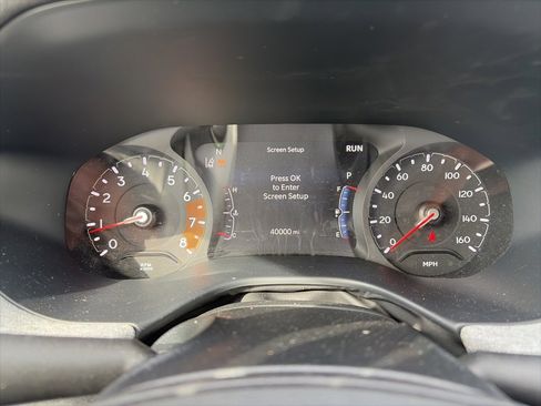 Used 2025 Jeep Compass Latitude image 25