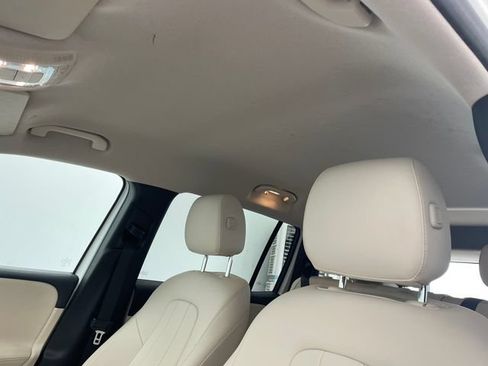 Certified 2022 Mercedes-Benz GLB 250 4MATIC image 5