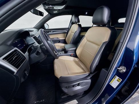 Used 2022 Volkswagen Atlas Cross Sport SE image 22