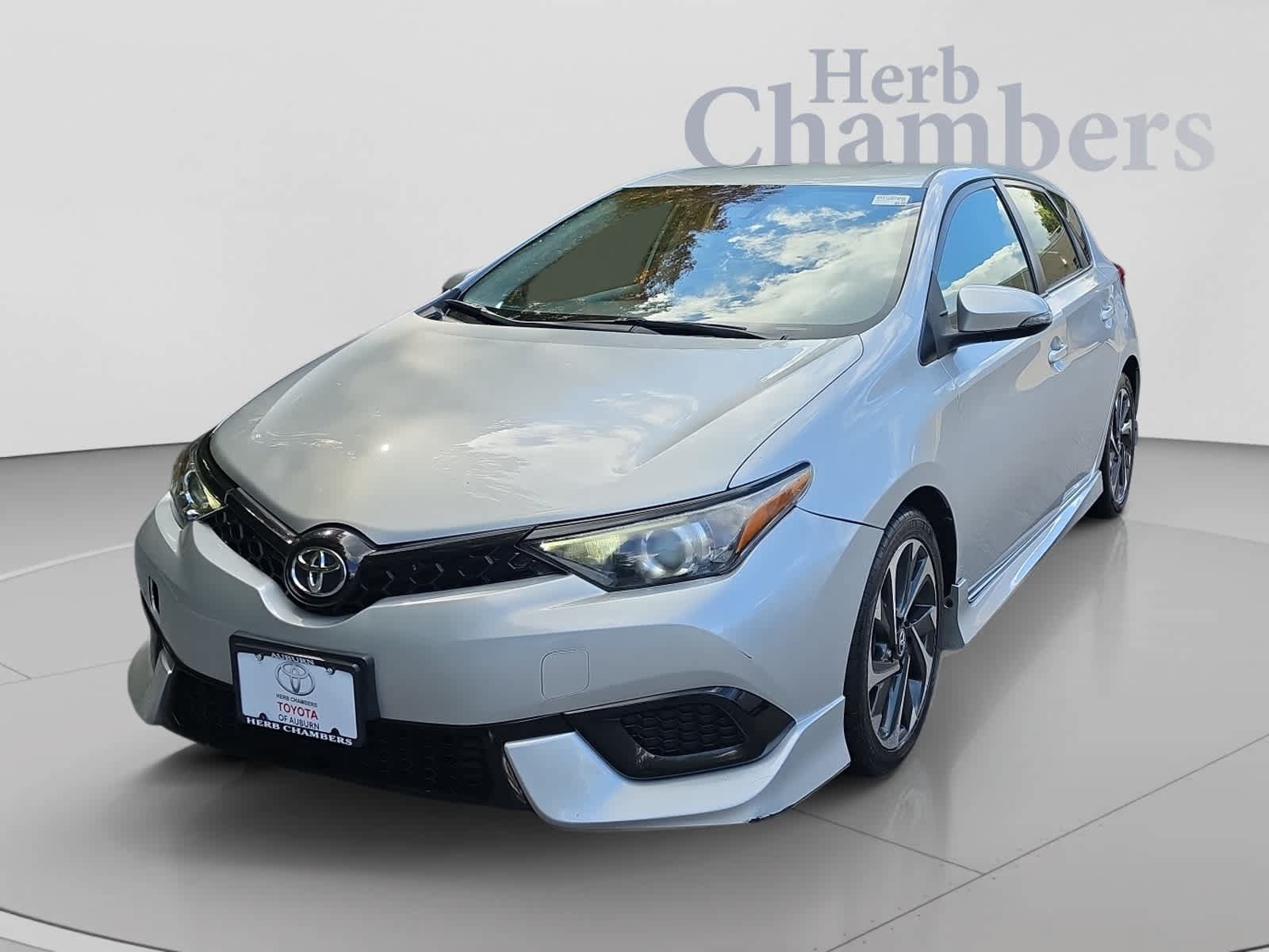 Used 2018 Toyota Corolla iM w/ All-Weather Mat Package FWD image 11