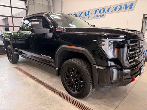 Used 2024 GMC Sierra 2500 AT4 w/ AT4 Premium Plus Package AWD/4WD image 2