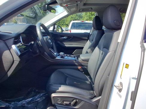 Used 2023 Audi Q7 3.0T Premium Plus w/ Premium Plus Package AWD/4WD image 17