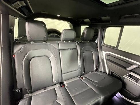 Certified 2024 Land Rover Defender 110 X-Dynamic SE image 21