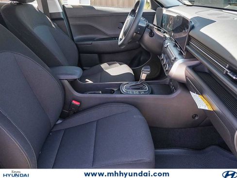 New 2026 Hyundai Kona SE FWD image 19