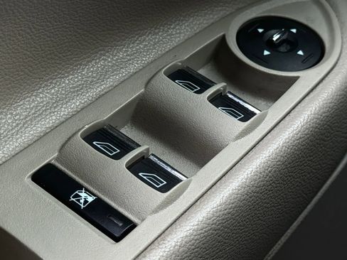 Used 2015 Ford Escape Titanium image 23