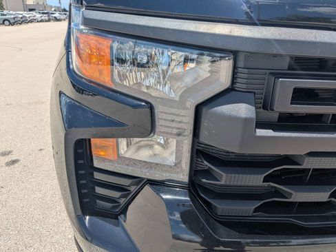 Used 2023 Chevrolet Silverado 1500 Custom RWD image 10