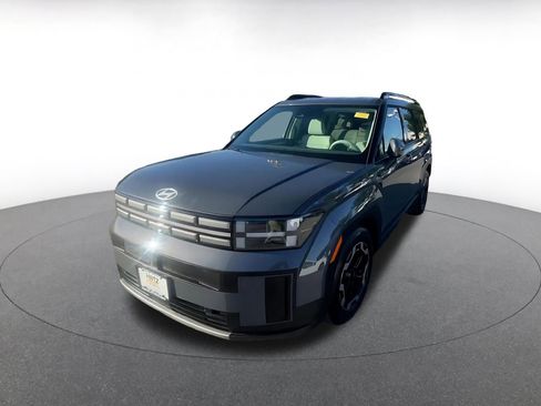 Used 2025 Hyundai Santa Fe SEL image 7