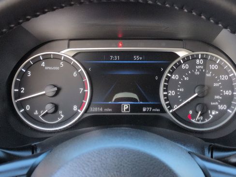 Certified 2021 Nissan Sentra SV w/ SV Premium Package image 18