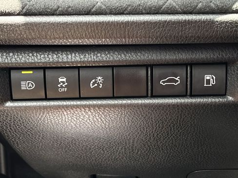 Used 2025 Toyota Camry XLE FWD image 20