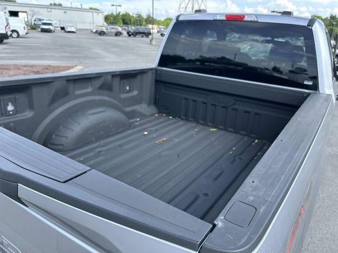 Used 2022 Ford F250 XLT w/ XLT Value Package AWD/4WD image 13