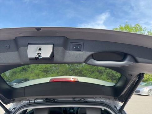 Used 2018 Hyundai Santa Fe Sport w/ 2.0T Ultimate Tech Package 05 AWD/4WD image 6