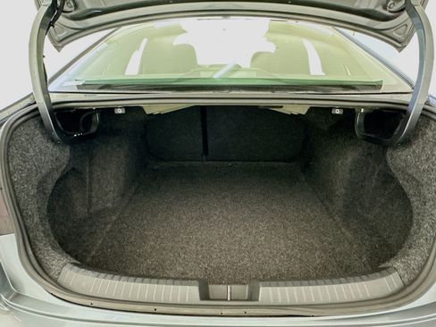 Used 2024 Volkswagen Jetta SE image 29