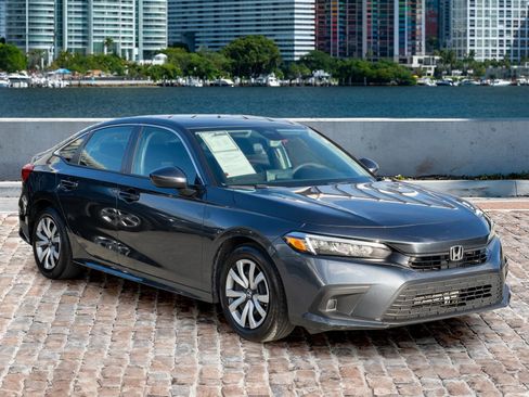 Used 2024 Honda Civic LX image 3