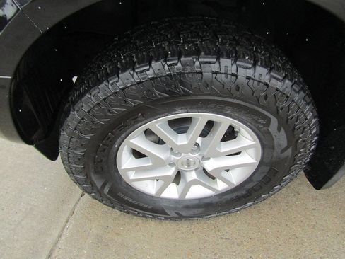 Used 2016 Nissan Frontier SV w/ SV Value Truck Package image 20