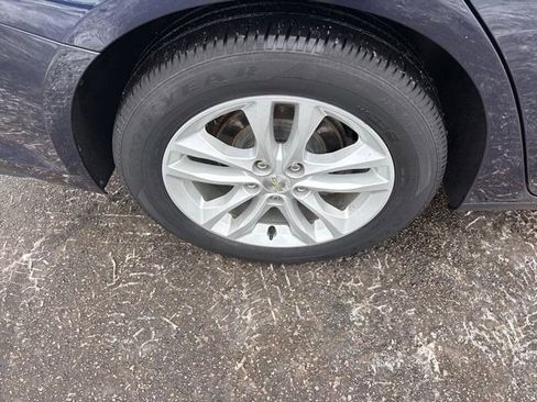 Used 2016 Chevrolet Malibu LT image 43