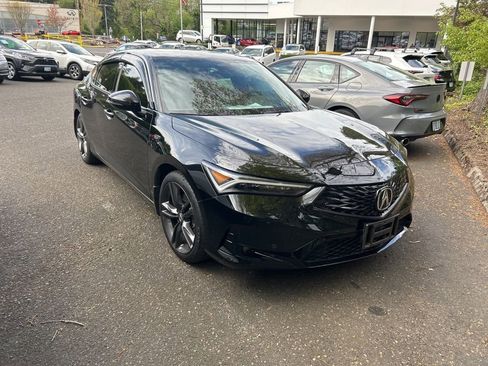 Used 2023 Acura Integra A-Spec image 2