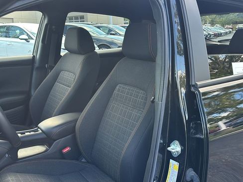 Used 2023 Honda HR-V Sport image 10