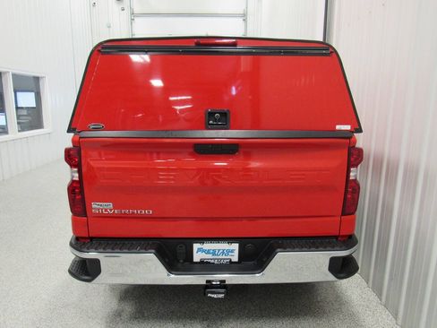 Used 2021 Chevrolet Silverado 1500 W/T w/ Z71 Off-Road Package AWD/4WD image 12