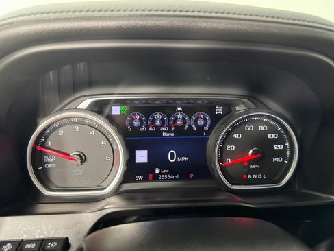 Used 2019 Chevrolet Silverado 1500 LTZ w/ LTZ Premium Package AWD/4WD image 14
