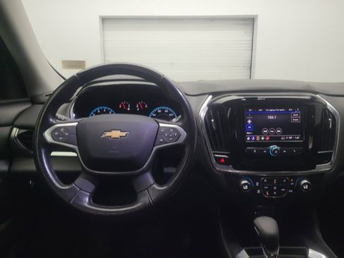 Used 2021 Chevrolet Traverse LT FWD image 22