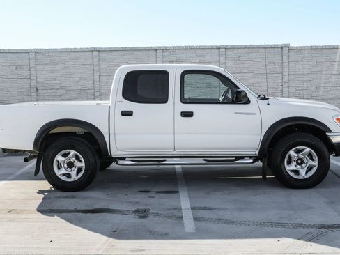 Used 2004 Toyota Tacoma PreRunner RWD image 7