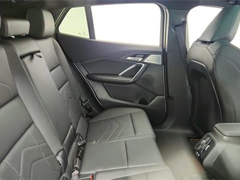 Used 2025 BMW X2 xDrive28i image 24