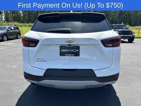 Used 2024 Chevrolet Blazer LT FWD image 7