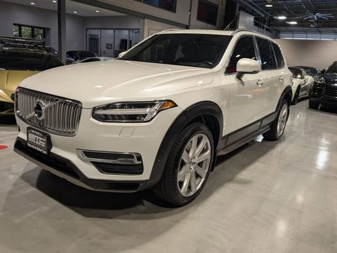 Used 2017 Volvo XC90 T8 Excellence image 3