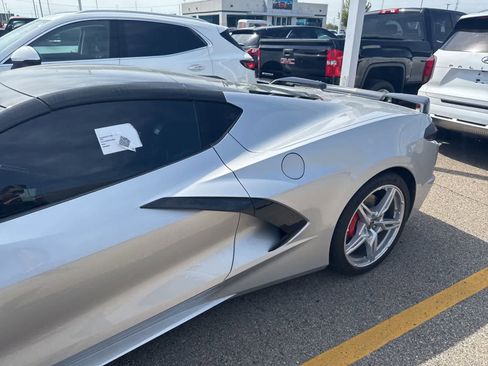 Used 2020 Chevrolet Corvette Stingray Preferred Cpe w/ 2LT Preferred Equipment Group RWD image 22