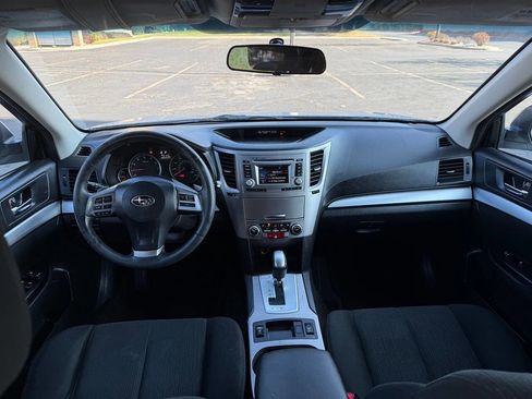 Used 2014 Subaru Outback 2.5i Premium image 16