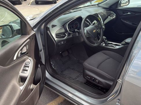 Used 2024 Chevrolet Malibu LT FWD image 20
