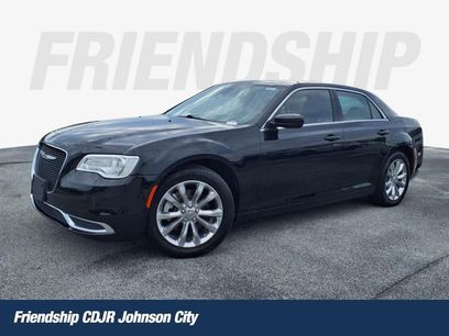 Used 2022 Chrysler 300 Touring