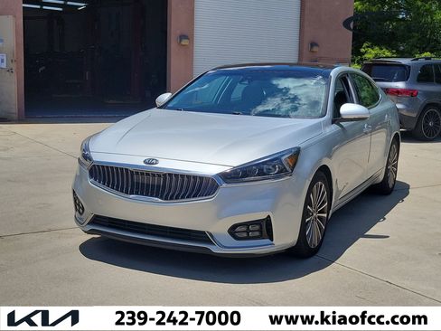 Used 2017 Kia Cadenza Technology FWD image 7