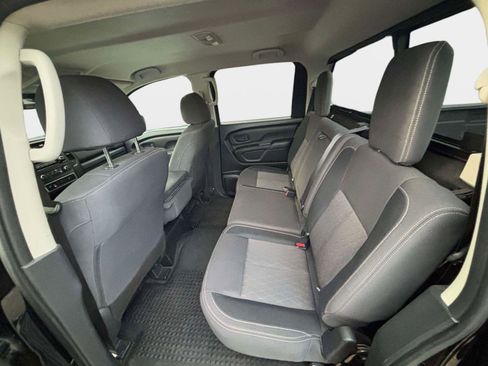 Used 2022 Nissan Titan S image 13